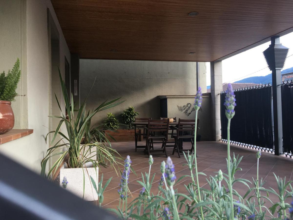 Can Musiquem Amb Piscina Les Planes d'Hostoles Esterno foto